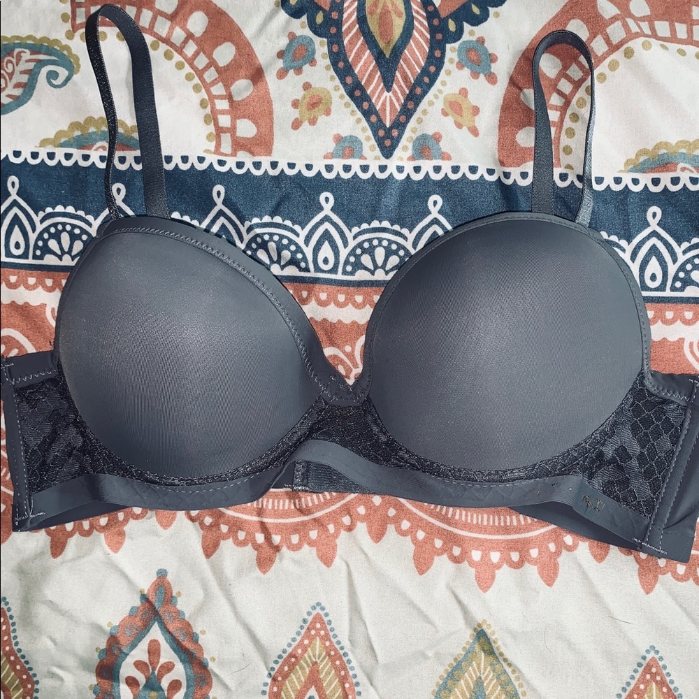 Vince Camuto underwire bra